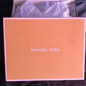 New, never worn Michael Kors heels